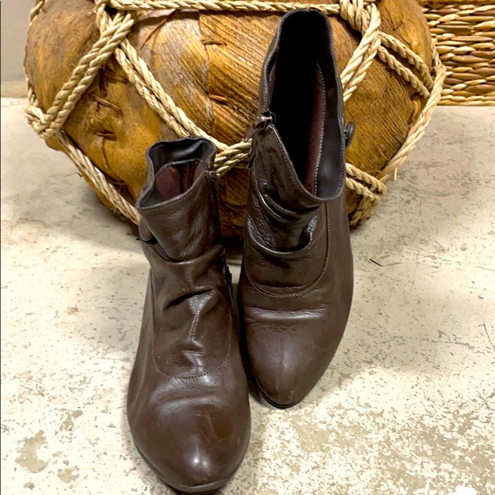 Ankle boots 👢 from City Shoes.